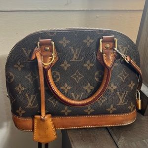 Authentic LOUIS VUITTON MONOGRAM ALMA BB HANDBAG